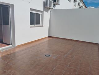 Casa adossada  Calle salvia. Adosado en burguillo