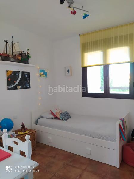 Foto a107fe8c-79bc-4036-bb06-caa50f1b5315. Casa adosada gran chalet en hato verde en Las Pajanosas Guillena