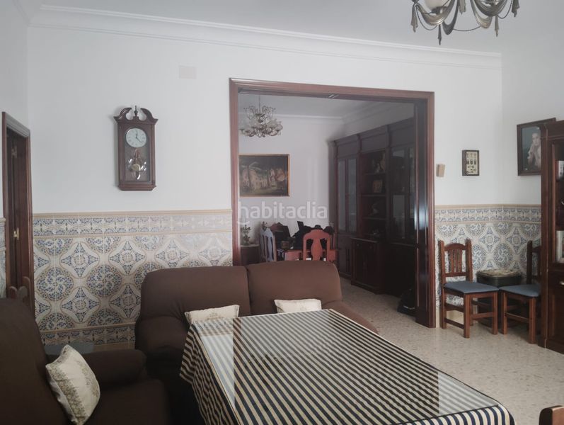 Foto 0eef63bb-48c5-4006-9129-39716841dd9a. Xalet amb aparcament piscina a Brenes