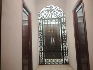 Xalet a Brenes. Gran vivienda  de un planta