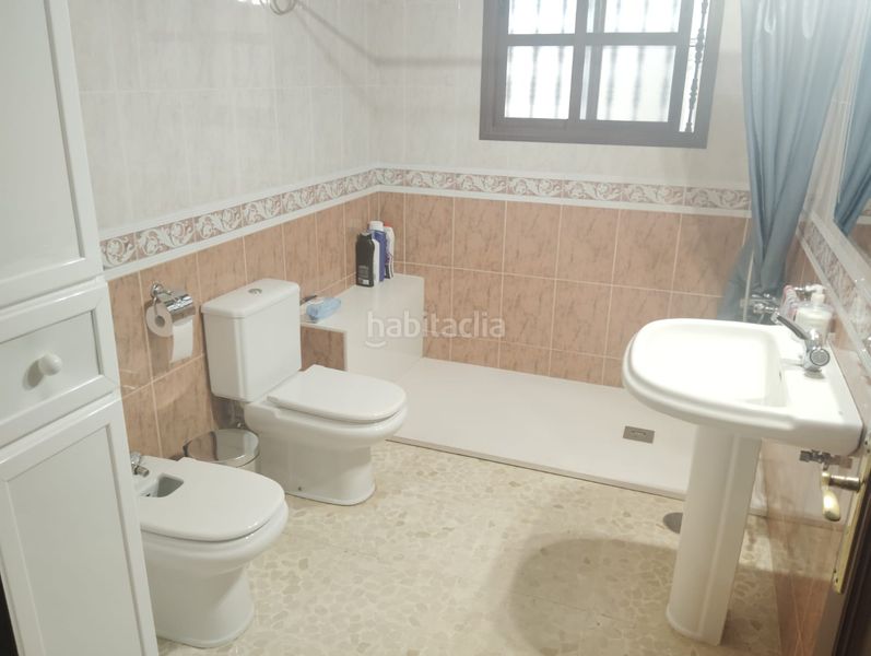 Foto da7bcc71-4445-4cd4-a77a-478c25410891. Xalet amb aparcament piscina a Brenes