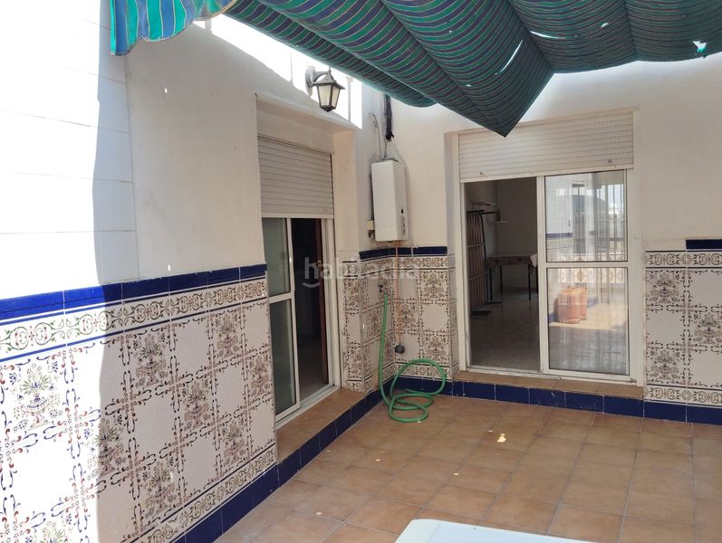 Foto 187f13ac-82ca-4d2d-af23-55426bb5d410. Casa amb aparcament a Brenes