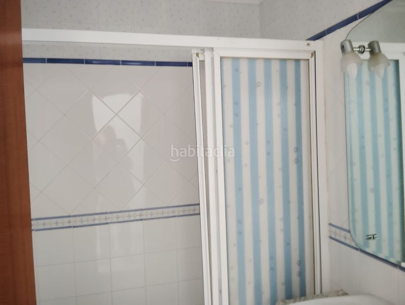 Foto ac2e7abe-707d-4f77-a9ad-6a9a84f00d20. Casa amb aparcament a Brenes