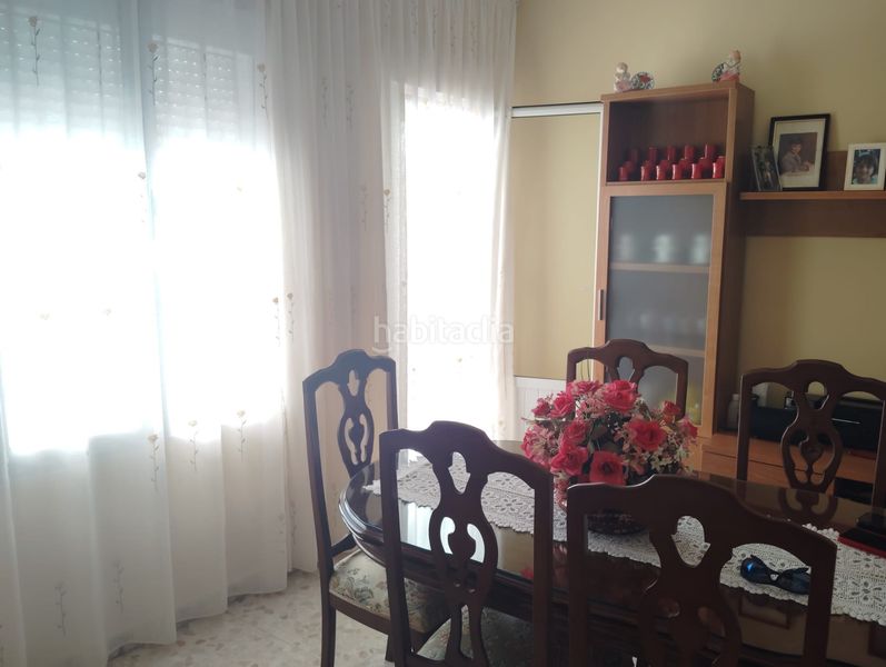 Foto a1d9c93b-46a0-4d70-8f2c-129d08b05d8b. Maison avec parking dans Brenes