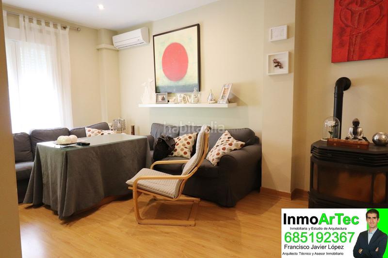 Foto 1566665b-7376-4276-b116-3940e0d99bb2. Piso en calle nueva 7 en Íllora