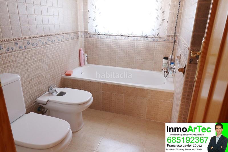 Foto 27daa8d8-473e-46d0-b2ae-e54809c89073. Casa en calle zuloaga de illora 3 en Íllora