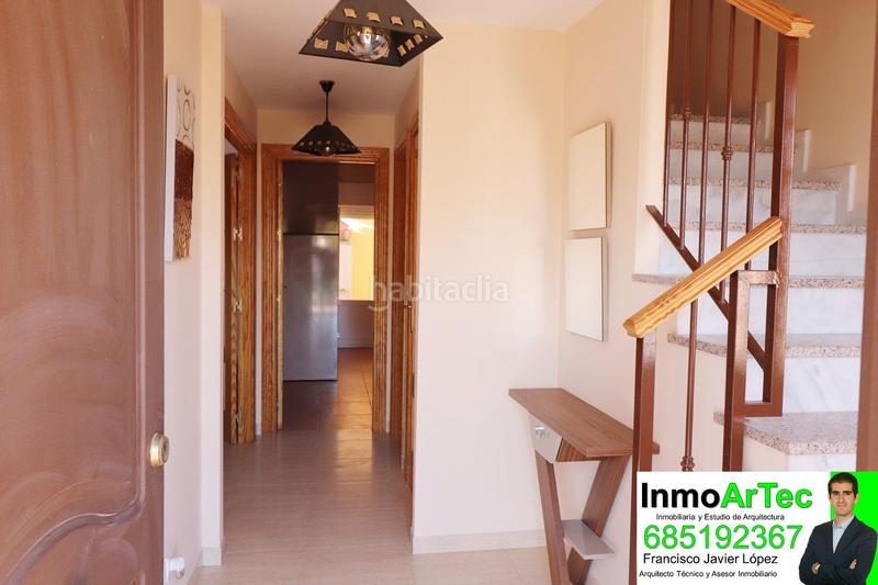 Foto 3c1b5fab-7ef4-40d8-8b3a-1e83be3d9632. Casa en calle zuloaga de illora 3 en Íllora