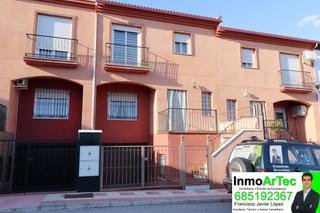 House in Calle zuloaga de illora 3