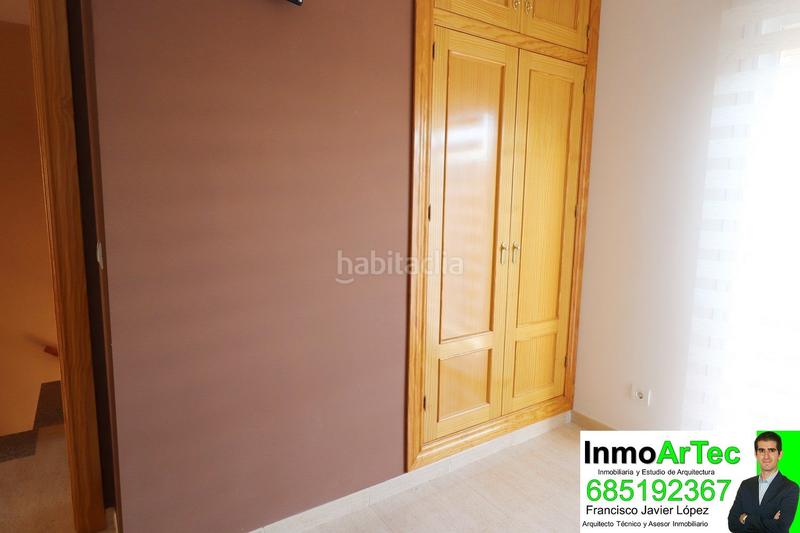 Foto 89ccc805-7546-4237-88cd-00515637449c. Casa en calle zuloaga de illora 3 en Íllora