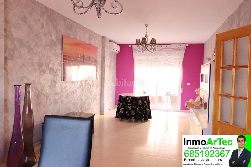 Foto b92c3d92-03dc-45cf-91da-d5014dee58c9. Casa en calle zuloaga de illora 3 en Íllora