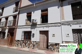 Casa en Calle santa ana de llora 27. Casa 4 dormitorios ampliable a 6