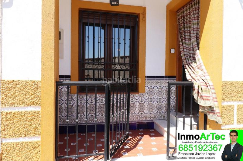 Foto 04ef5e27-78c8-44c3-b790-d7d92dccbea4. Casa adosada en calle gran capitán 2d en Íllora