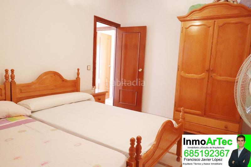 Foto 2c1f8047-20be-43f2-824d-bdedab70de14. Casa adosada en calle gran capitán 2d en Íllora