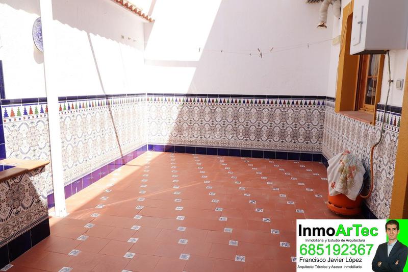 Foto 38e50a54-62a4-427f-aab1-a38c6e777b84. Casa adosada en calle gran capitán 2d en Íllora