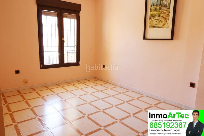 Foto 3f50be43-2a2d-41fe-97ed-881ef1dcea89. Casa adosada en calle gran capitán 2d en Íllora