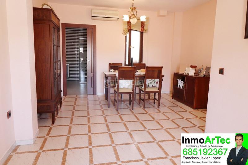 Foto 40a0af6d-4ffb-49f8-a2ba-0f8dd2871494. Casa adosada en calle gran capitán 2d en Íllora