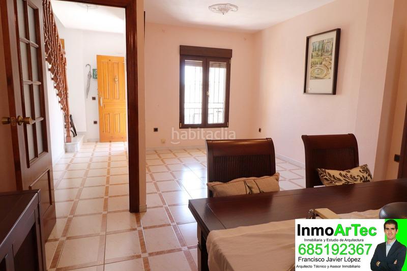 Foto 70538016-7504-4fdb-9ec0-8b4c44e8d2c0. Casa adosada en calle gran capitán 2d en Íllora