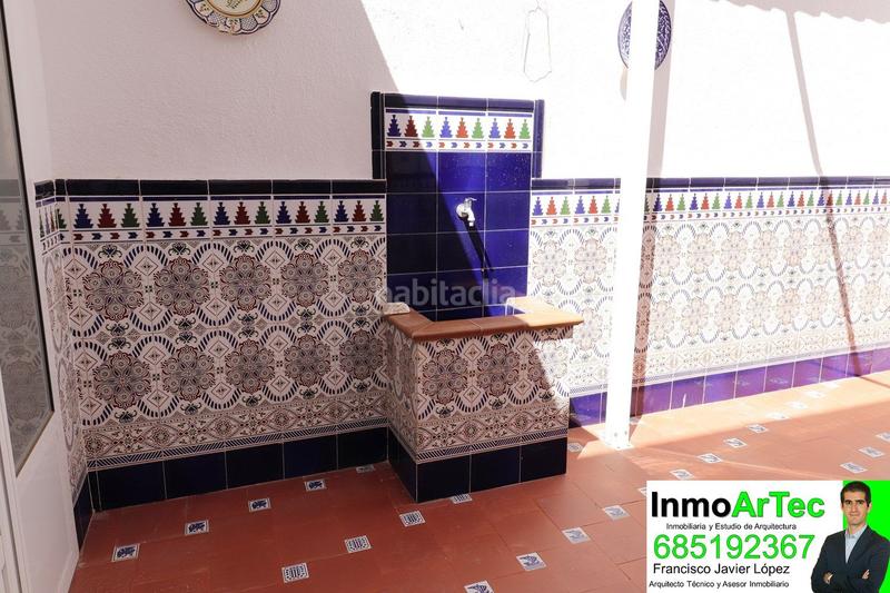 Foto 940adf09-7a38-4701-a70d-1e95fa60dbc3. Casa adosada en calle gran capitán 2d en Íllora