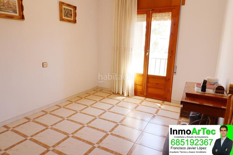 Foto c16cbed1-e501-4afb-a8e1-f70fc339c062. Casa adosada en calle gran capitán 2d en Íllora