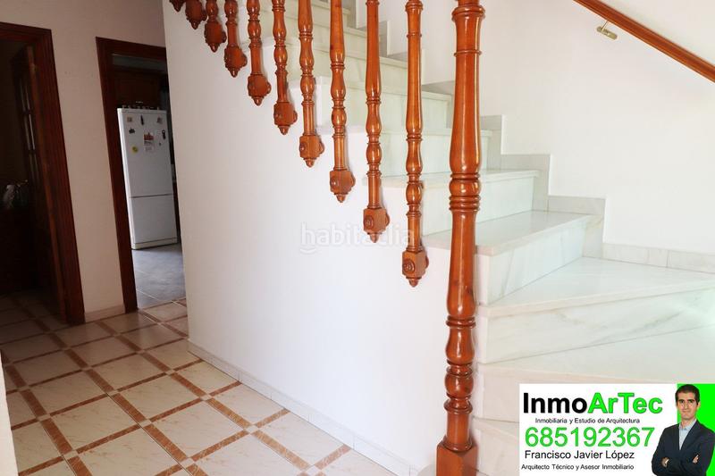 Foto dfaec984-e6f3-43b3-9a00-826808061708. Casa adosada en calle gran capitán 2d en Íllora