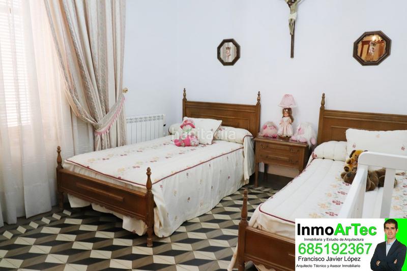 Foto c695d29c-d990-41af-a887-2e8e1a801388. Haus in calle la patrona 19 in Íllora