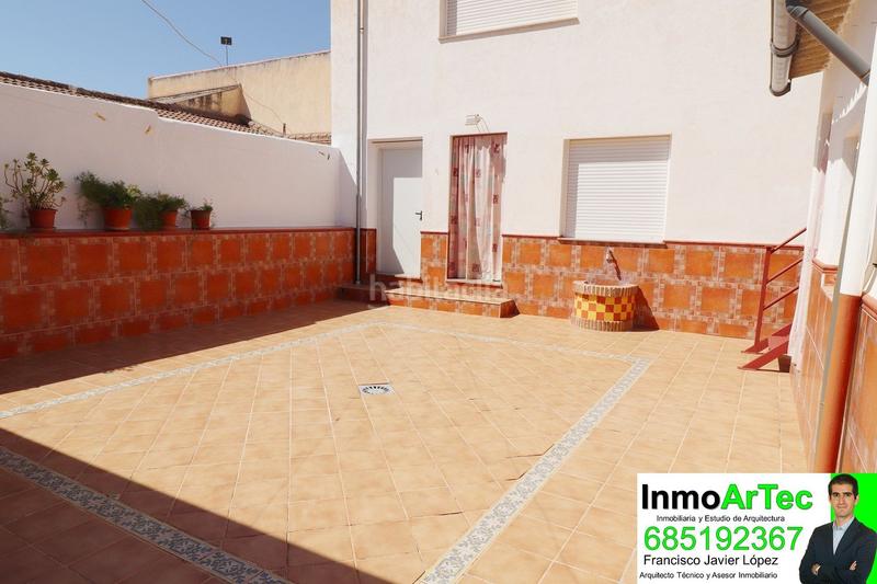 Foto e31f4ea8-caf5-4fe4-bfa3-f4a5d4fa8f88. Haus in calle la patrona 19 in Íllora