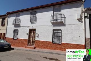 House in Calle la patrona 19