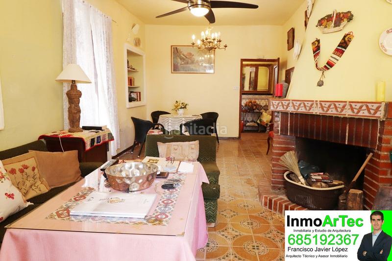 Foto 240a13d5-b308-4ffb-9b70-ba74c1610dda. Casa a calle molinos de Íllora 2 a Íllora