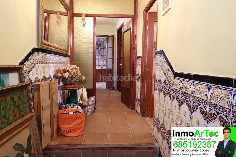 Foto aa67afbf-b376-4adf-85a4-e14ac686f2c8. Casa a calle molinos de Íllora 2 a Íllora