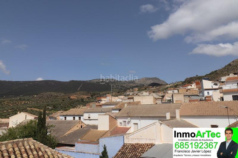 Foto dd4ba4fe-6385-4426-835a-c8f81e21d6f9. Casa a calle molinos de Íllora 2 a Íllora