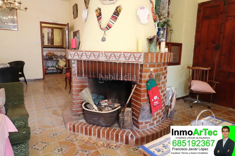 Foto fb336ae8-5098-4576-af9f-ca40f7226701. Casa a calle molinos de Íllora 2 a Íllora