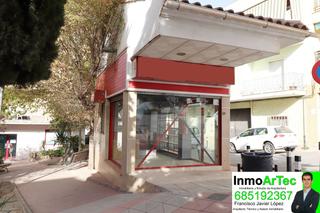 Business premise in Calle castillo 45