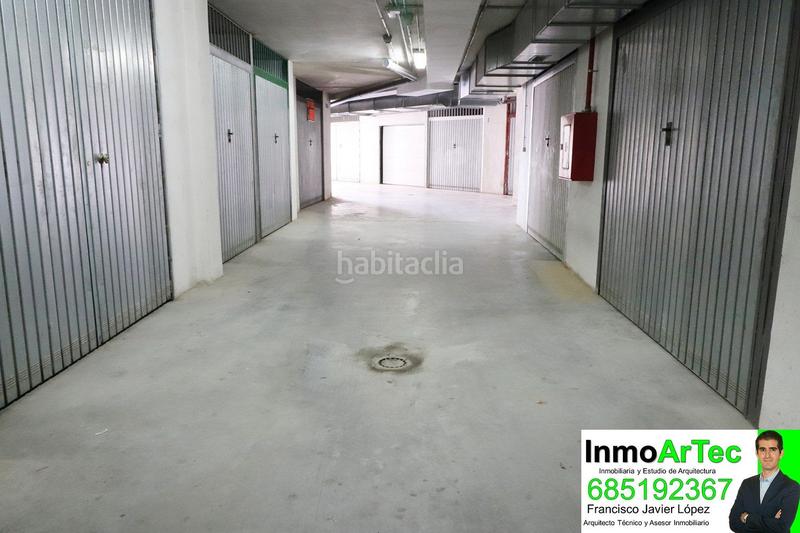 Foto f82db848-b3f8-4bba-8481-5dc79c5d6dfd. Posto auto in calle pilarejo 24 in Íllora