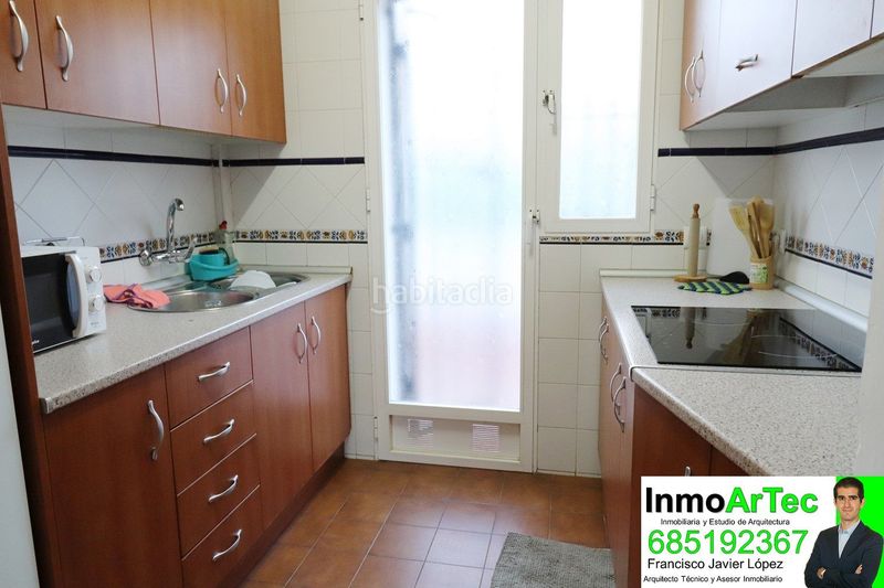 Foto 09a3dfe1-fafd-4b94-9908-97fd04753f86. Casa a calle garcia lorca 20 a Íllora