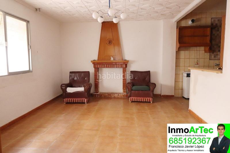 Foto d928d8bd-20cc-4cb1-add7-f743499a6477. Maison dans calle sol 3 dans Íllora
