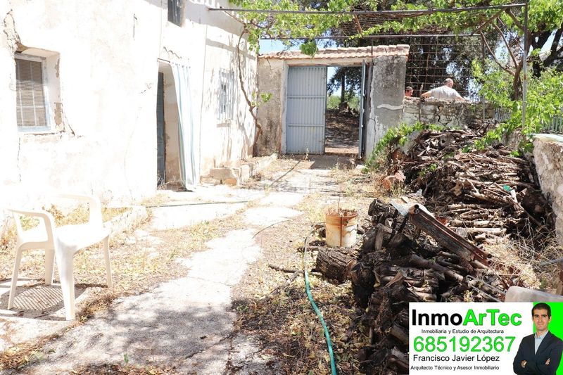 Foto 456db278-a61c-4ea9-99a9-61a55f3a27c6. Maison avec piscine dans Íllora