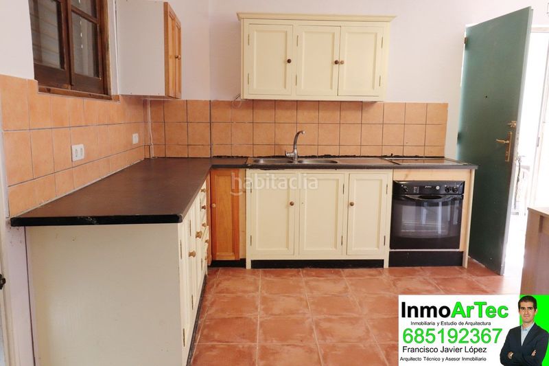 Foto 4b43c7d1-8255-4eb5-a83f-94f59eb0d87b. House in avenida rodríguez de la fuente de Íllora 56 in Íllora