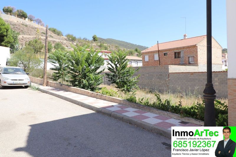 Foto fa8e3d5b-6812-4db7-91d6-29ef58861ec3. Residential plot in calle granada de Íllora 7 in Íllora