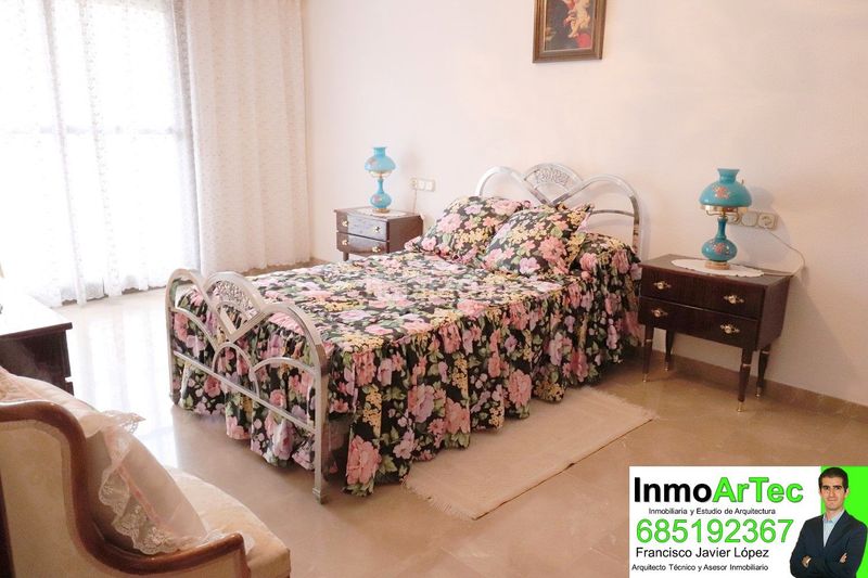 Foto 7d2e1e78-ff30-4434-ad0d-156237d1d8af. Etagenwohnung in avenida rodríguez de la fuente de Íllora 42 in Íllora