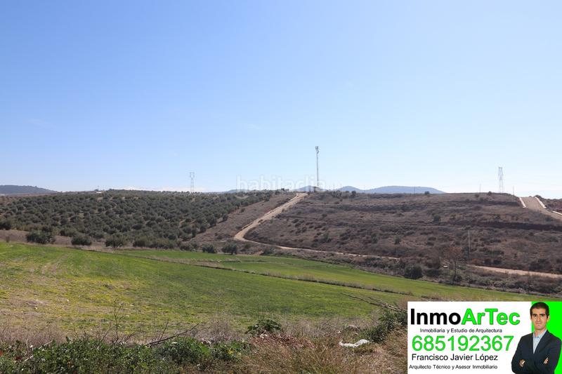 Foto b8f12229-539f-4df6-a0dc-798340ba29d2. Terrain résidentiel dans calle mariana pineda 1 dans Íllora