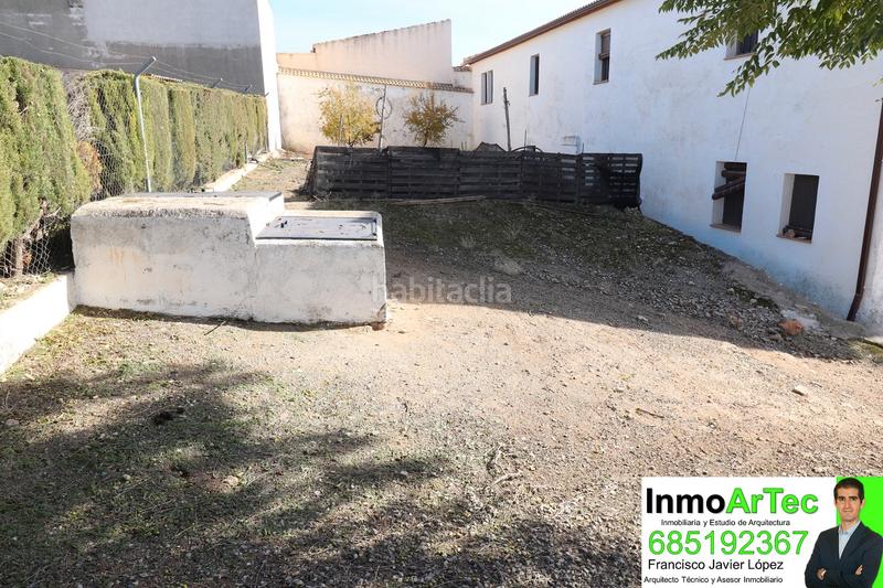 Foto 21fc102b-882e-44f8-ad20-ac2082f3a70c. Masía casa cortijo y campo de olivos en Iznalloz