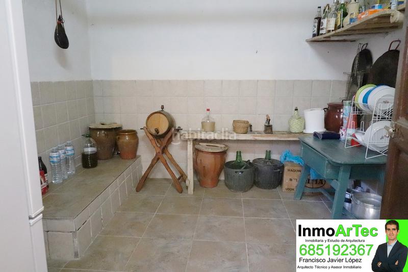 Foto 4164726c-d6be-44b6-a944-98f3d55f8cd0. Masía casa cortijo y campo de olivos en Iznalloz