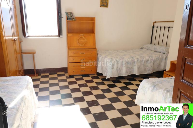 Foto 65b76cd1-f8bc-4ca7-bca4-4da7e8746136. Masía casa cortijo y campo de olivos en Iznalloz