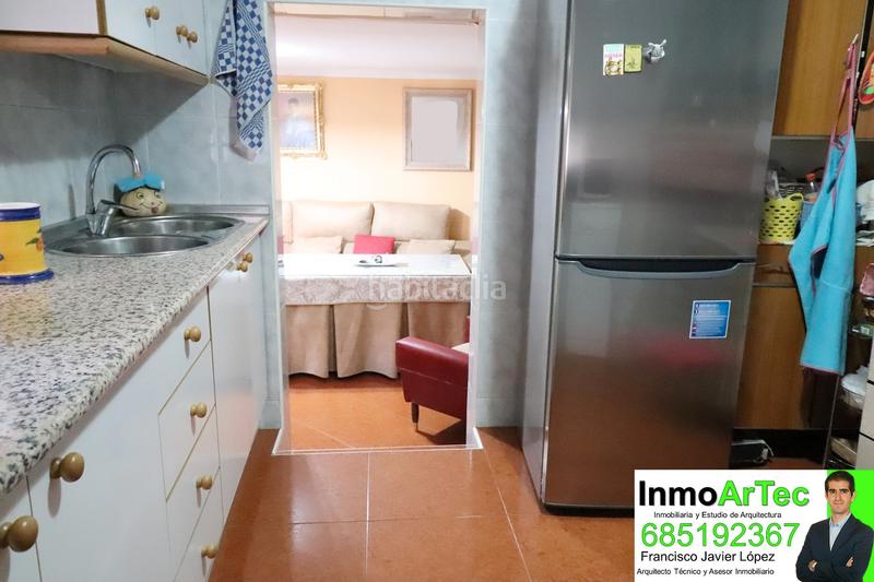 Foto 45135b28-eeb2-4840-9aa3-e59e81381585. Casa a calle santa bárbara 6 a Íllora
