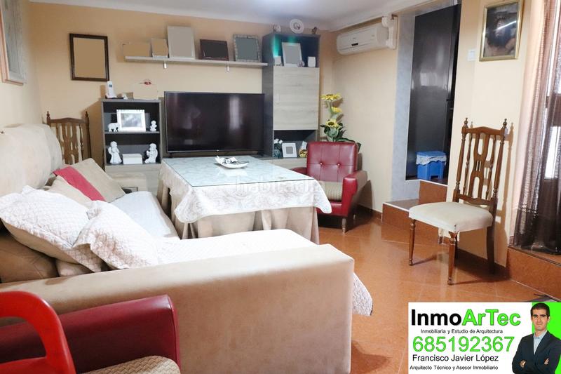 Foto 861bcf48-0448-46a9-a00f-c0f7dec13d04. Casa a calle santa bárbara 6 a Íllora