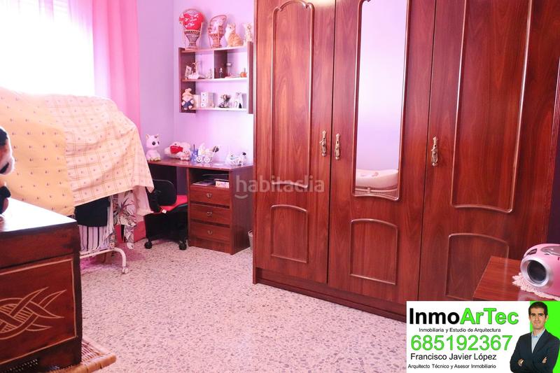 Foto 93182a05-a55e-4b48-9e4b-7d2c402fee8b. Casa a calle santa bárbara 6 a Íllora