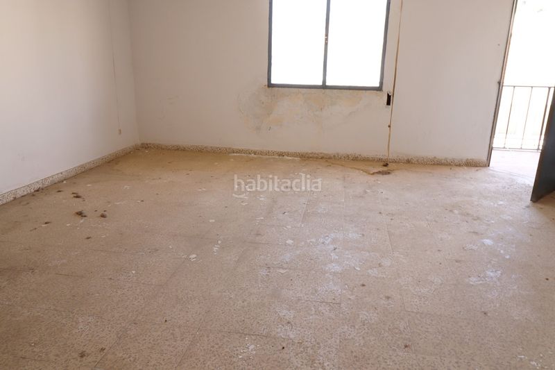 Foto 2133e4b6-15d5-438d-9b14-9bfce93a56c3. Etagenwohnung in avenida san rogelio 34 in Íllora