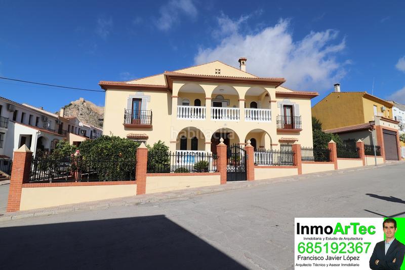 Foto 21074464-16bc-4785-a536-a7b24c0ac833. Chalet en calle encinar 3 gran casa con gran local en illora en Íllora