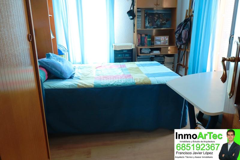 Foto 9c548211-7ba2-40d1-b5d3-8f42ba6e619e. Chalet en calle encinar 3 gran casa con gran local en illora en Íllora