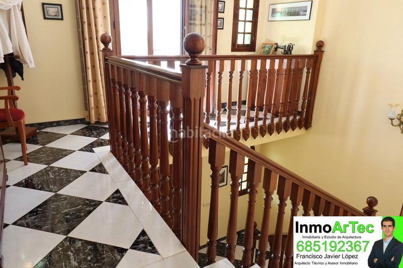 Foto a181f22c-fd9a-48dc-9bff-474db1b4ca1d. Chalet en calle encinar 3 gran casa con gran local en illora en Íllora
